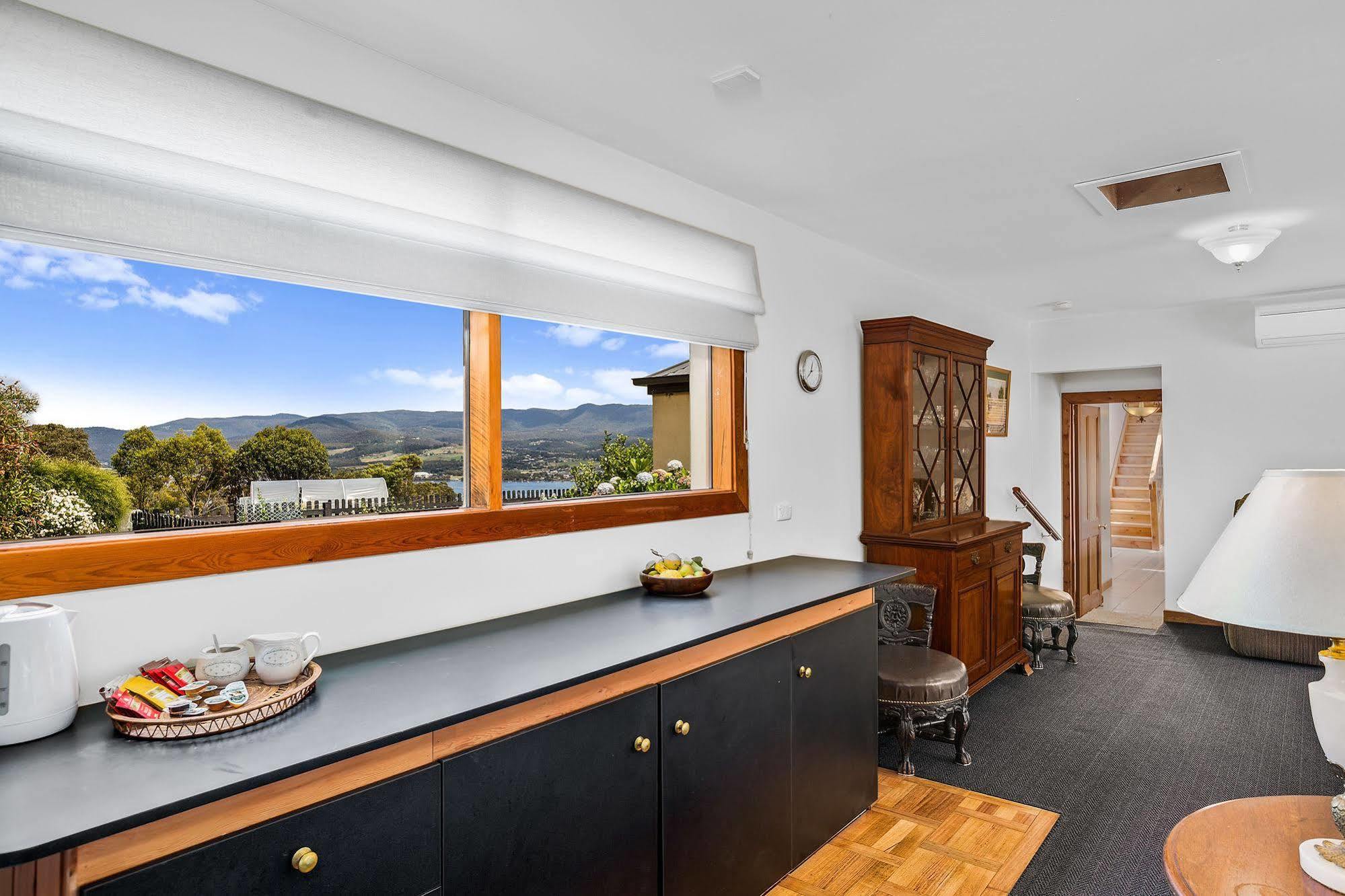 Brightwater Bed And Breakfast Tinderbox Esterno foto